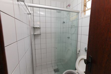 Casa de condomínio para alugar com 55m², 2 quartos e 1 vaga Casa de condomínio para alugar com 55m², 2 quartos e 1 vagaBanheiro 2