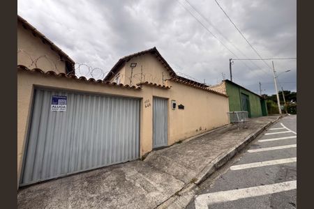 Casa de condomínio para alugar com 55m², 2 quartos e 1 vaga