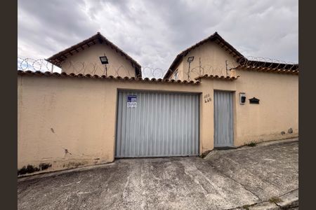 Casa de condomínio para alugar com 55m², 2 quartos e 1 vaga