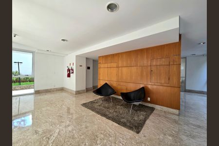 Apartamento à venda com 130m², 2 quartos e 2 vagasHall