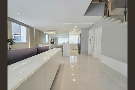 Apartamento à venda com 130m², 2 quartos e 2 vagasSala