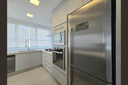 Apartamento à venda com 130m², 2 quartos e 2 vagasCozinha