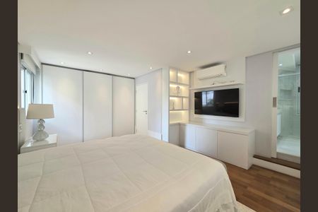 Apartamento à venda com 130m², 2 quartos e 2 vagasSuíte 1