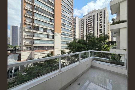 Apartamento à venda com 130m², 2 quartos e 2 vagasVaranda
