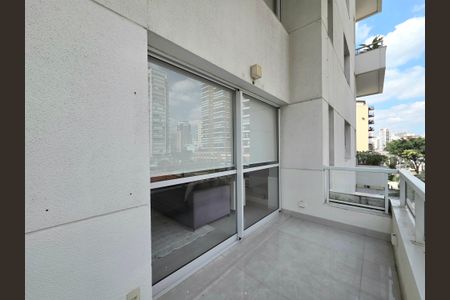 Apartamento à venda com 130m², 2 quartos e 2 vagasVaranda