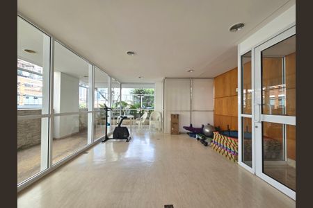 Apartamento à venda com 130m², 2 quartos e 2 vagasÁrea comum - Academia