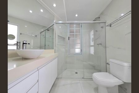 Apartamento à venda com 130m², 2 quartos e 2 vagasBanheiro da Suíte 1