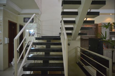 Casa à venda com 224m², 3 quartos e 4 vagasSala