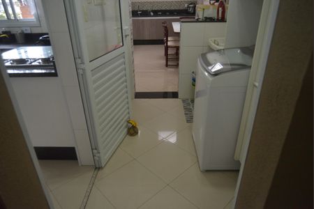 Casa à venda com 224m², 3 quartos e 4 vagasÁrea de Serviço