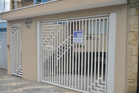 Casa à venda com 224m², 3 quartos e 4 vagasPlaca