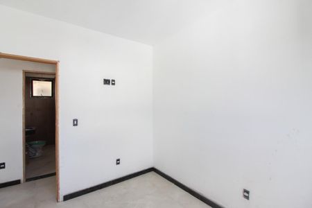 Apartamento à venda com 184m², 3 quartos e 2 vagasQuarto 2