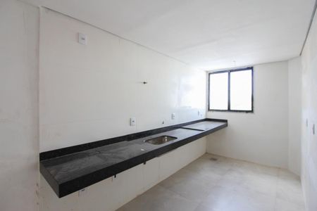 Apartamento à venda com 184m², 3 quartos e 2 vagasCozinha