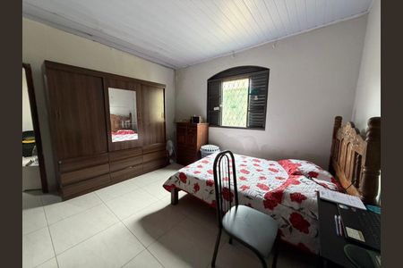 Casa à venda com 5 quartos, 246m² em Santo Andre, Belo Horizonte