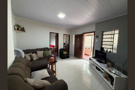 Casa à venda com 5 quartos, 246m² em Santo Andre, Belo Horizonte