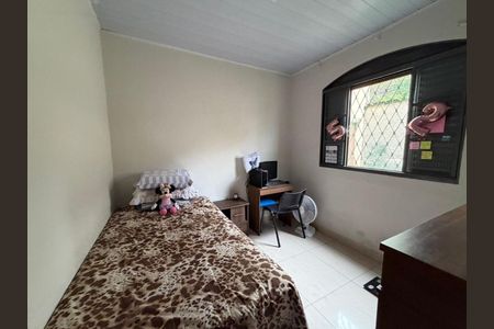 Casa à venda com 5 quartos, 246m² em Santo Andre, Belo Horizonte