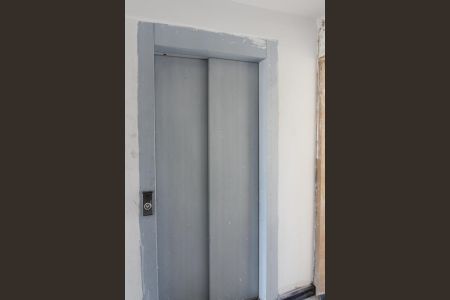 Apartamento à venda com 184m², 3 quartos e 2 vagasElevador