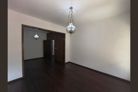 Casa para alugar com 3 quartos, 180m² em Tanque, Rio de Janeiro