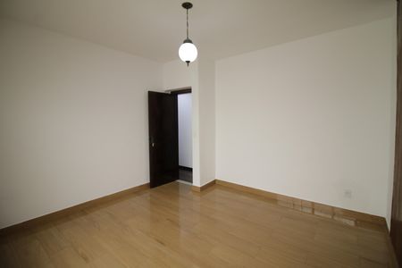 Casa à venda com 180m², 3 quartos e 3 vagasSuíte 3