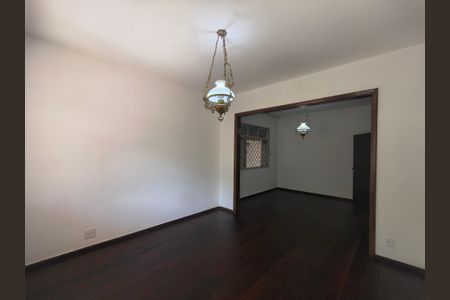 Casa para alugar com 3 quartos, 180m² em Tanque, Rio de Janeiro