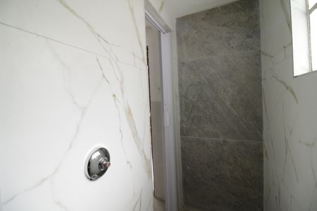 Casa à venda com 180m², 3 quartos e 3 vagasBanheiro de serviço