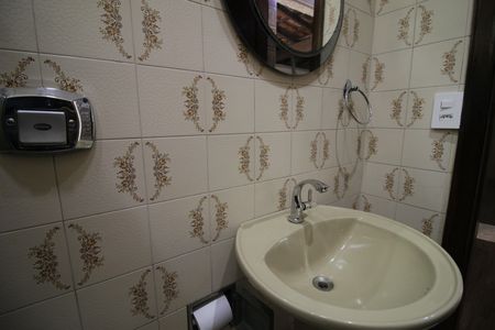Casa à venda com 180m², 3 quartos e 3 vagasBanheiro Social