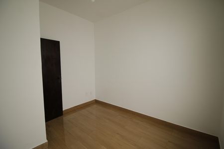 Casa à venda com 180m², 3 quartos e 3 vagasQuarto 2