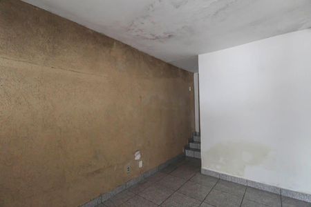 Casa para alugar com 100m², 1 quarto e sem vagaSala