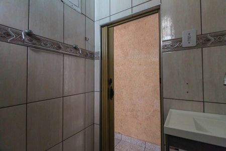 Casa para alugar com 100m², 1 quarto e sem vagaBanheiro