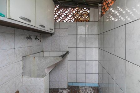 Casa para alugar com 100m², 1 quarto e sem vagaÁrea de Serviço