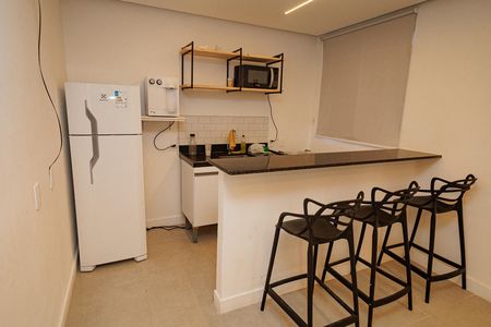 Apartamento para alugar com 40m², 2 quartos e sem vagaÁrea comum - Salão de festas