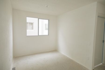 Sala de apartamento para alugar com 2 quartos, 40m² em Santa Cruz, Rio de Janeiro