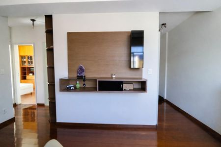 Apartamento à venda com 60m², 2 quartos e 1 vagaFoto 04