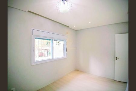 Casa à venda com 3 quartos, 185m² em Campo Belo, São Paulo