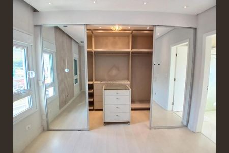 Casa à venda com 3 quartos, 185m² em Campo Belo, São Paulo