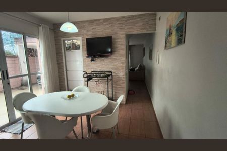 Casa à venda com 2 quartos, 91m² em Vila Carrão, São Paulo