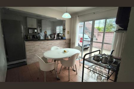 Casa à venda com 2 quartos, 91m² em Vila Carrão, São Paulo