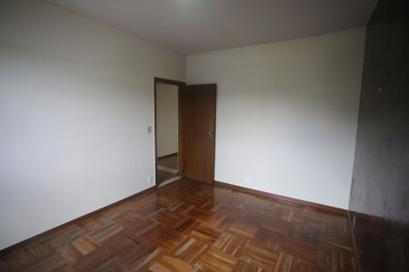 Casa para alugar com 328m², 5 quartos e 2 vagasQuarto 