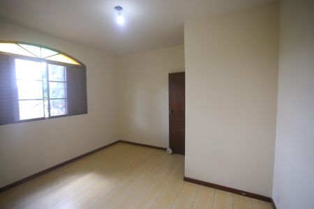 Casa para alugar com 328m², 5 quartos e 2 vagasQuarto  2