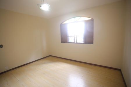 Casa para alugar com 328m², 5 quartos e 2 vagasQuarto  3