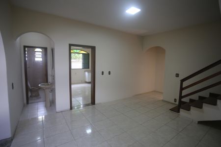 Casa para alugar com 328m², 5 quartos e 2 vagasSala de jantar