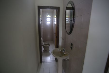 Casa para alugar com 328m², 5 quartos e 2 vagasBanheiro