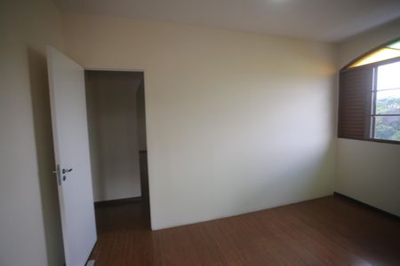 Casa para alugar com 328m², 5 quartos e 2 vagasQuarto  3