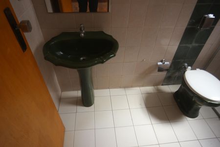 Casa para alugar com 328m², 5 quartos e 2 vagasSuite