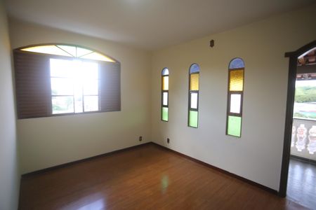 Casa para alugar com 328m², 5 quartos e 2 vagasQuarto  3