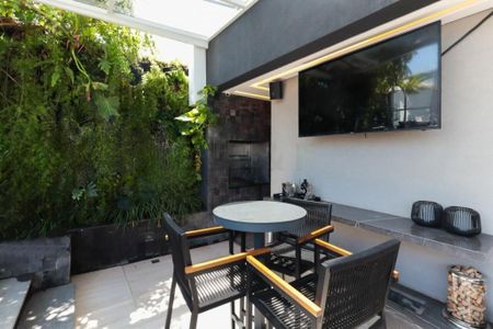 Apartamento à venda com 315m², 4 quartos e 3 vagas