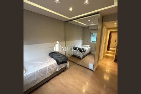 Apartamento à venda com 3 quartos, 246m² em Vila Mariana, São Paulo