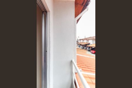 Casa de condomínio à venda com 68m², 2 quartos e 1 vagaVaranda Quarto 1