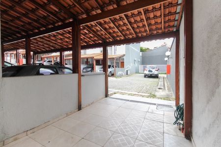 Casa de condomínio à venda com 68m², 2 quartos e 1 vagaGaragem
