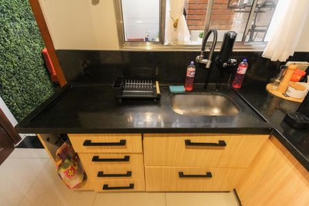 Casa de condomínio à venda com 68m², 2 quartos e 1 vagaCozinha