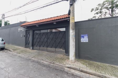 Casa de condomínio à venda com 68m², 2 quartos e 1 vagaFachada 
